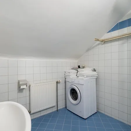 Apartment Farawayhomes #k9